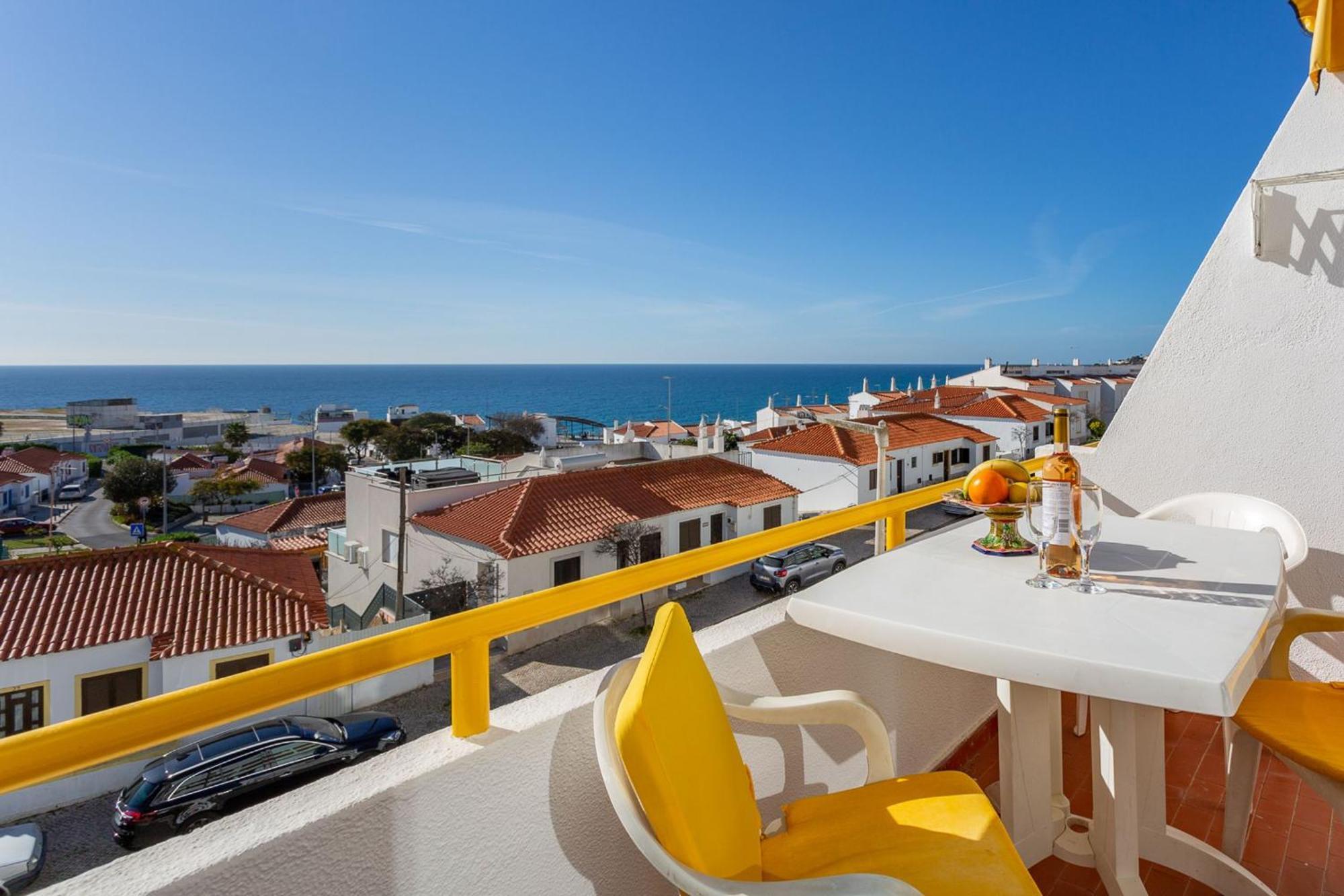 Typical T2 In Albufeira W/ Balcony By Lovelystay מראה חיצוני תמונה