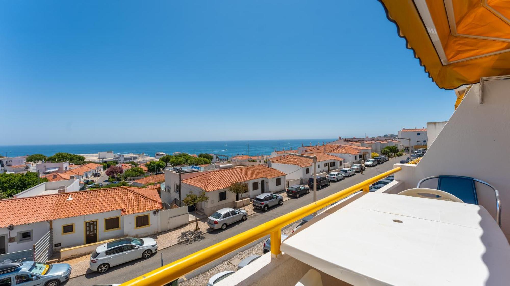 Typical T2 In Albufeira W/ Balcony By Lovelystay מראה חיצוני תמונה